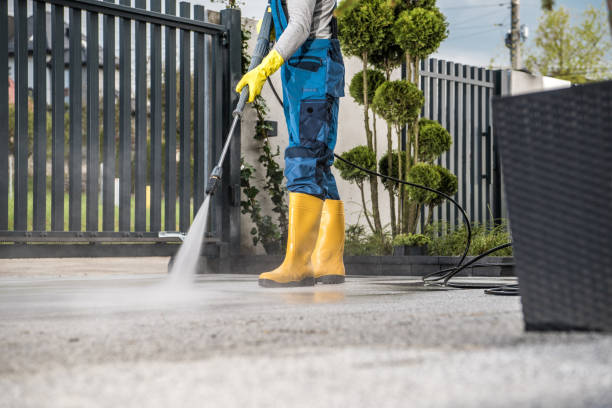 Best Playground Equipment Cleaning  in Keasbey, NJ
